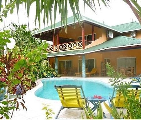 Diguoise Guest House La Digue Rum bild