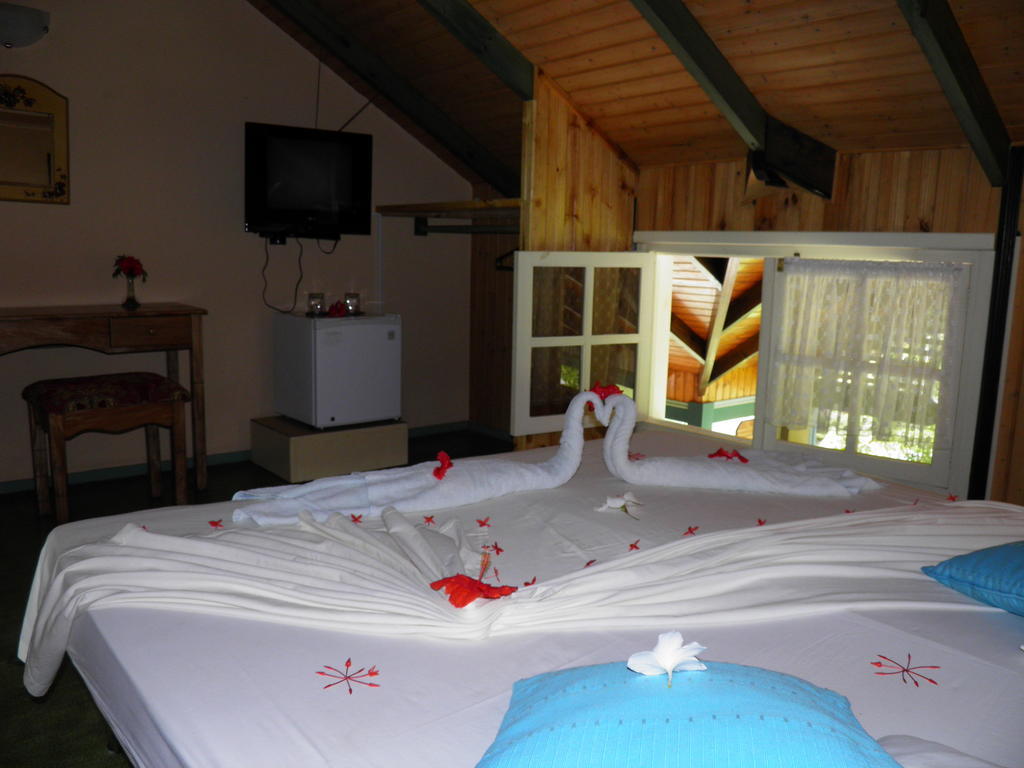 Diguoise Guest House La Digue Rum bild