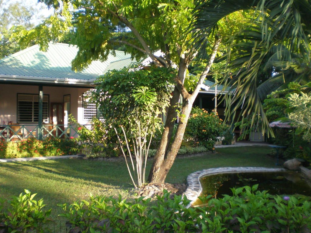 Diguoise Guest House La Digue Rum bild
